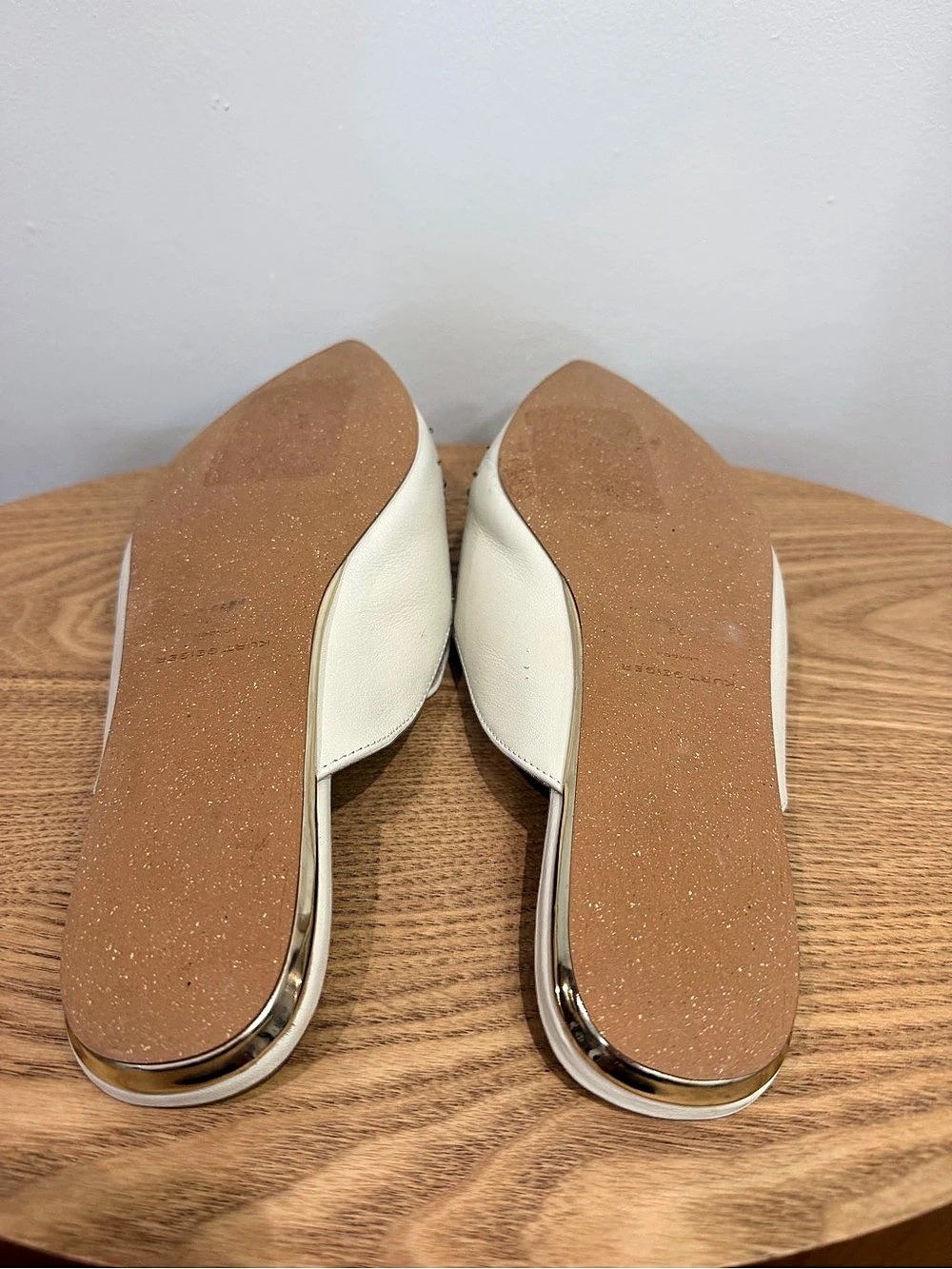 Kurt Geiger White Leather
Pointed Mules with Green Eye Embellishment - Picture 4 of 6